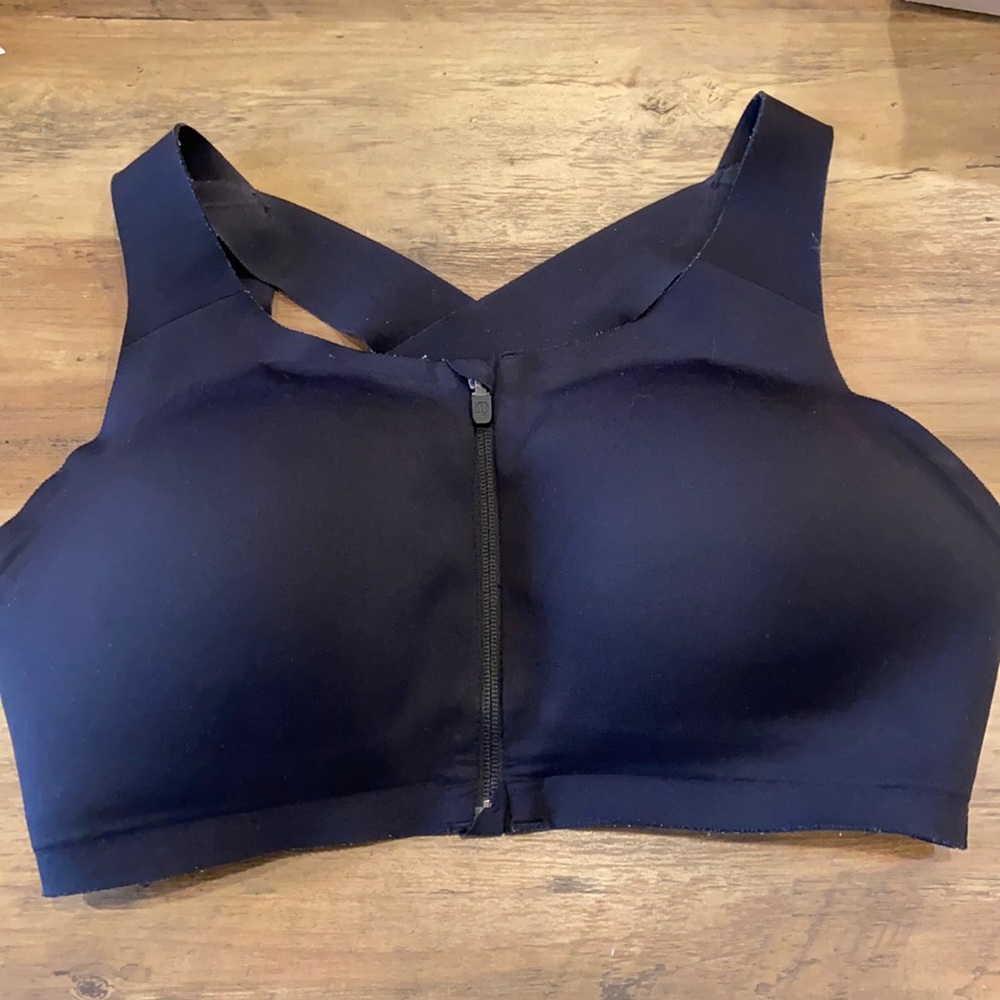 Lululemon Enlite Bra with Zip Front